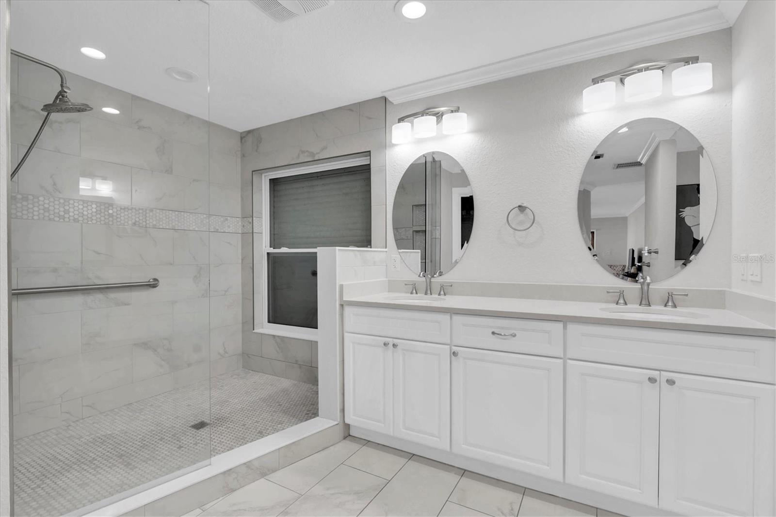 4935 62ND AVE S, ST PETERSBURG, FL — photo 14