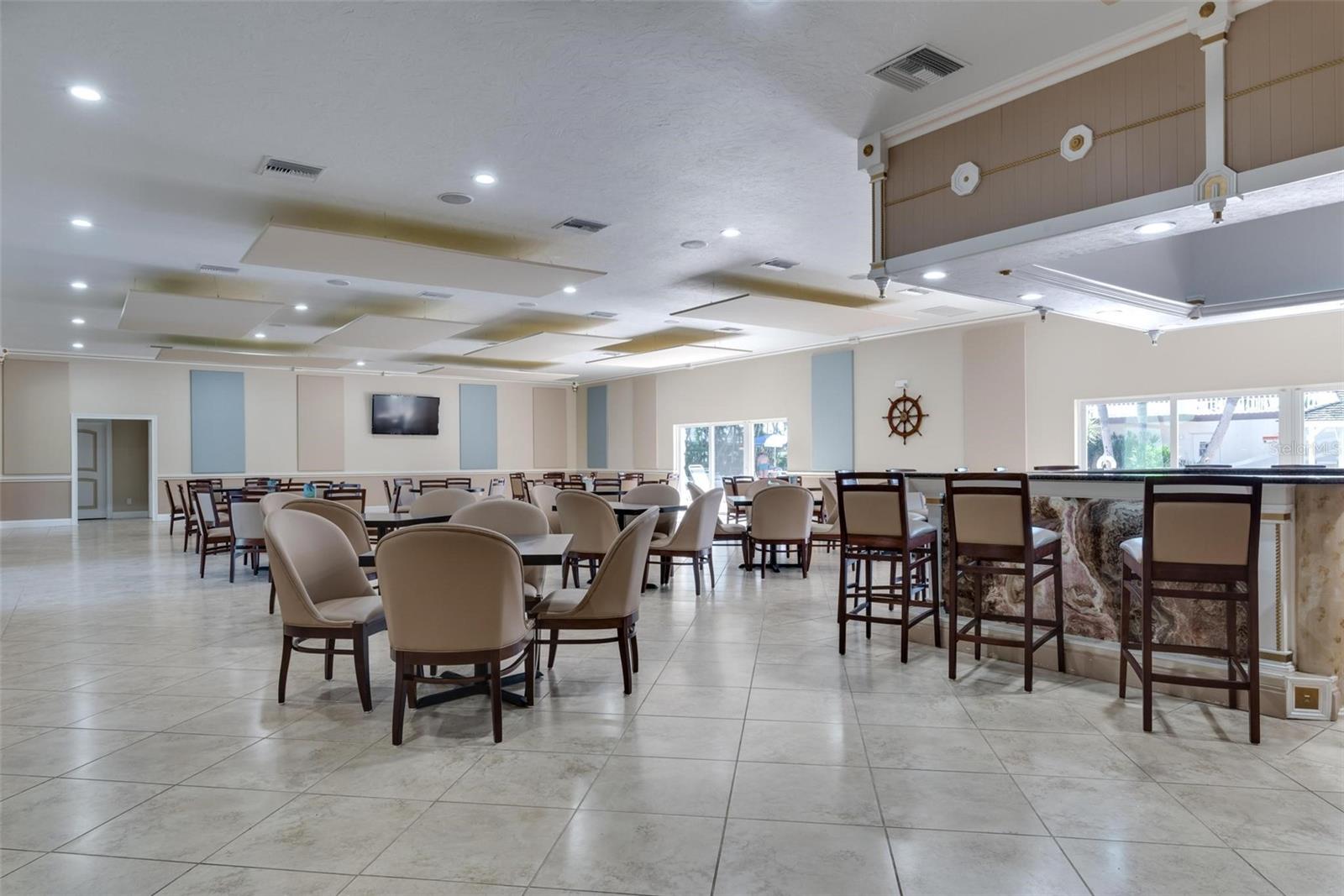 3808 GULF OF MEXICO DR #E205, LONGBOAT KEY, FL — photo 35