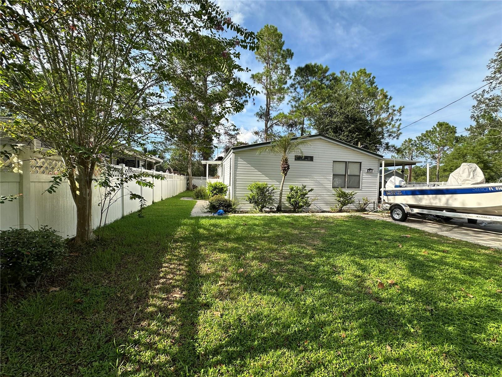 24302 MAXWELL ST, ASTOR, FL — photo 17