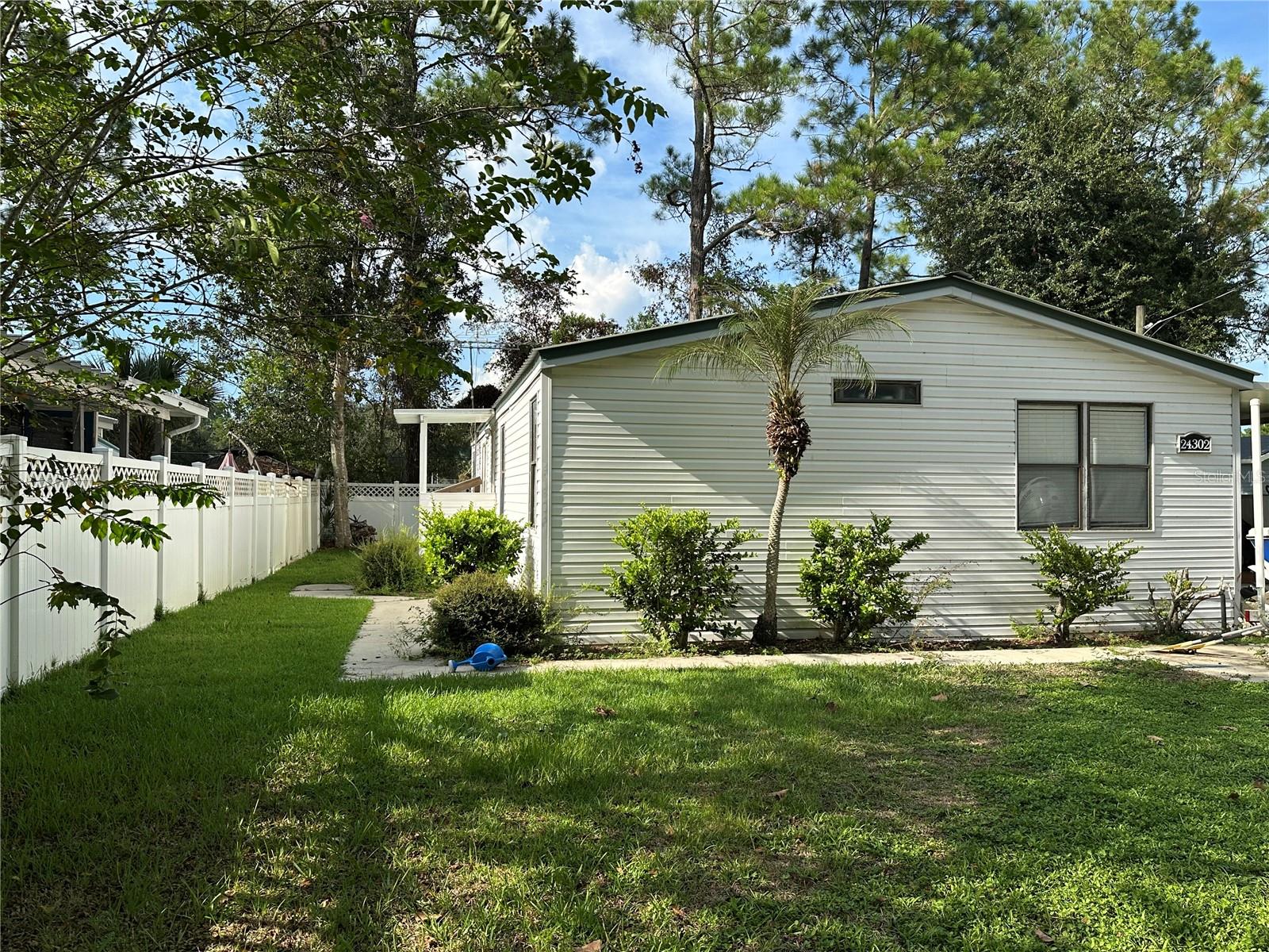 24302 MAXWELL ST, ASTOR, FL — photo 19