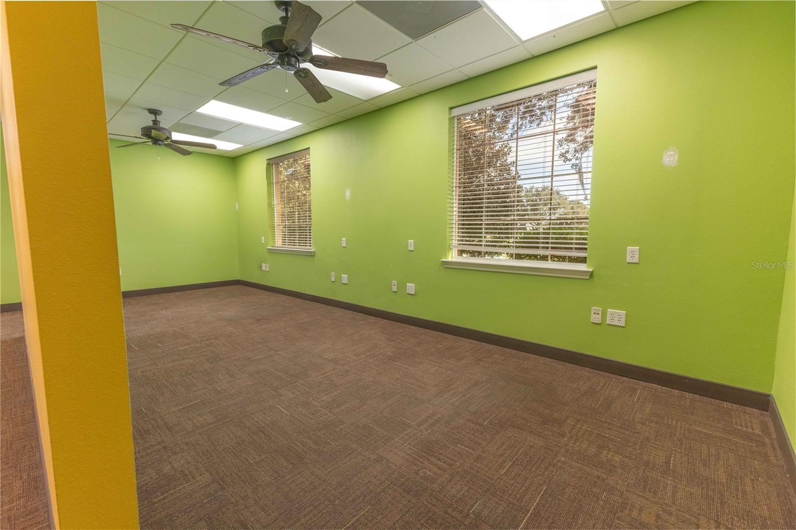 3400 SOUTHERN TRCE, THE VILLAGES, FL — photo 20