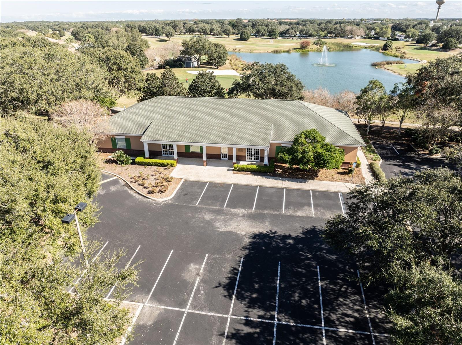 3400 SOUTHERN TRCE, THE VILLAGES, FL — photo 31