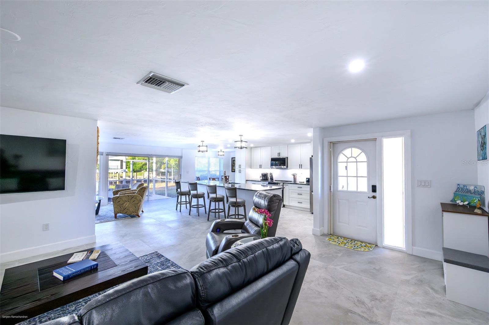 149 CRESCENT DR, PUNTA GORDA, FL — photo 11