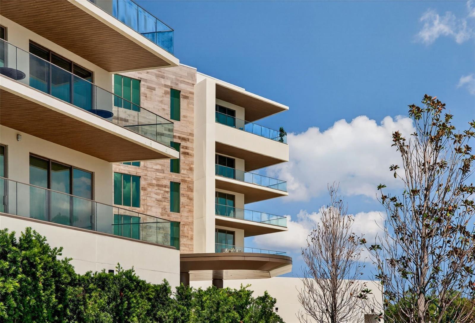 1591 GULF OF MEXICO DR #410, LONGBOAT KEY, FL