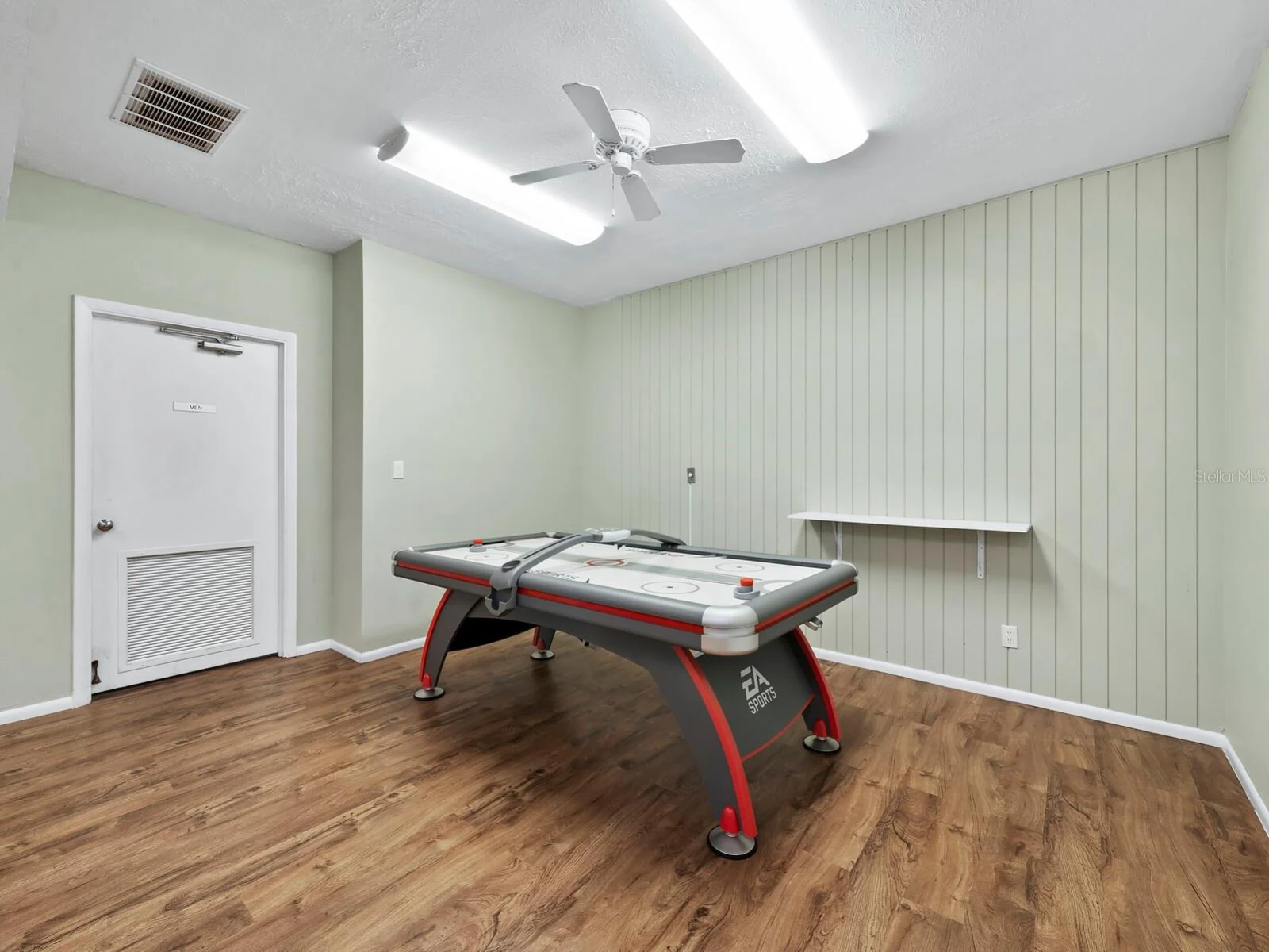4430 EXETER DR #M108, LONGBOAT KEY, FL — photo 40