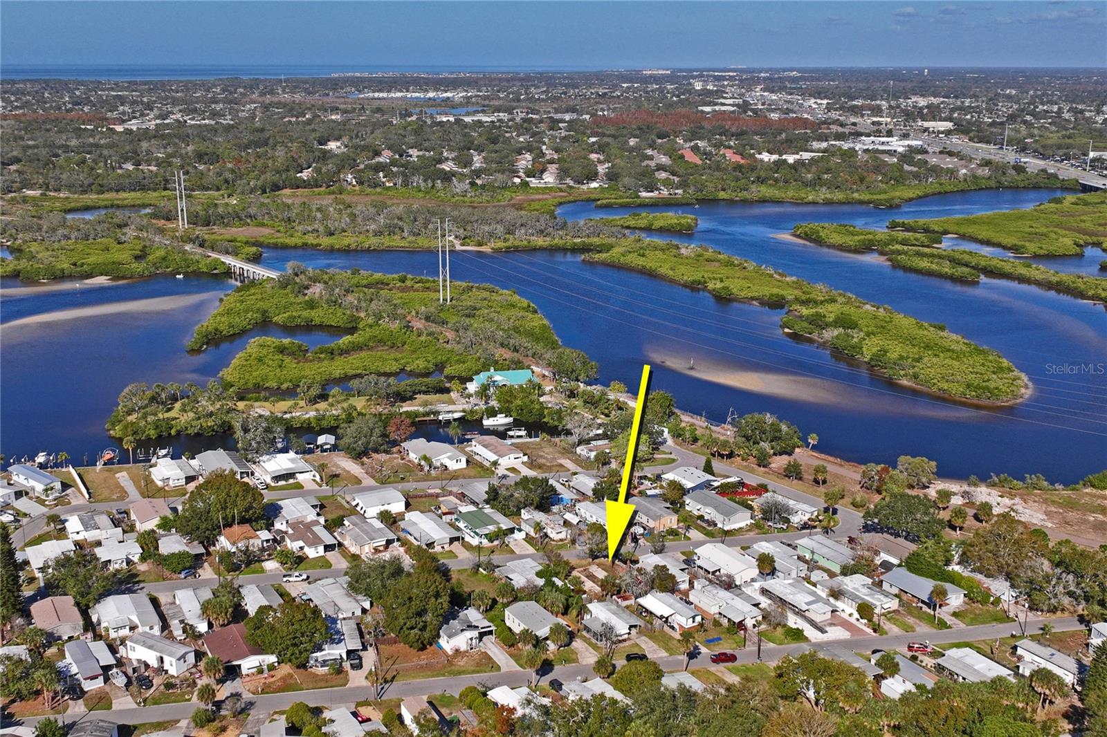 736 DRIFTWOOD LN, TARPON SPRINGS, FL — photo 9