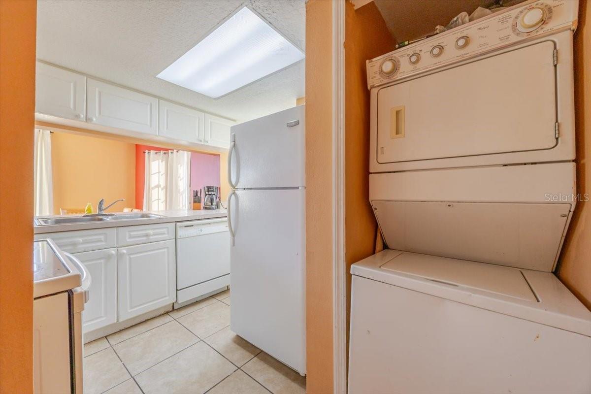 203 COCO PLUM DR #Main Unit, DAVENPORT, FL — photo 3