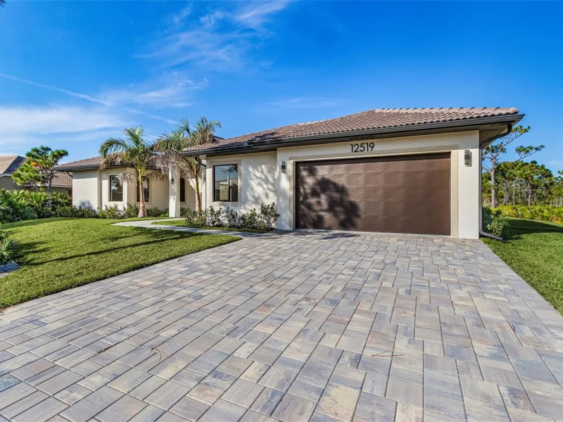 12519 CANOE TRL, BOKEELIA, FL