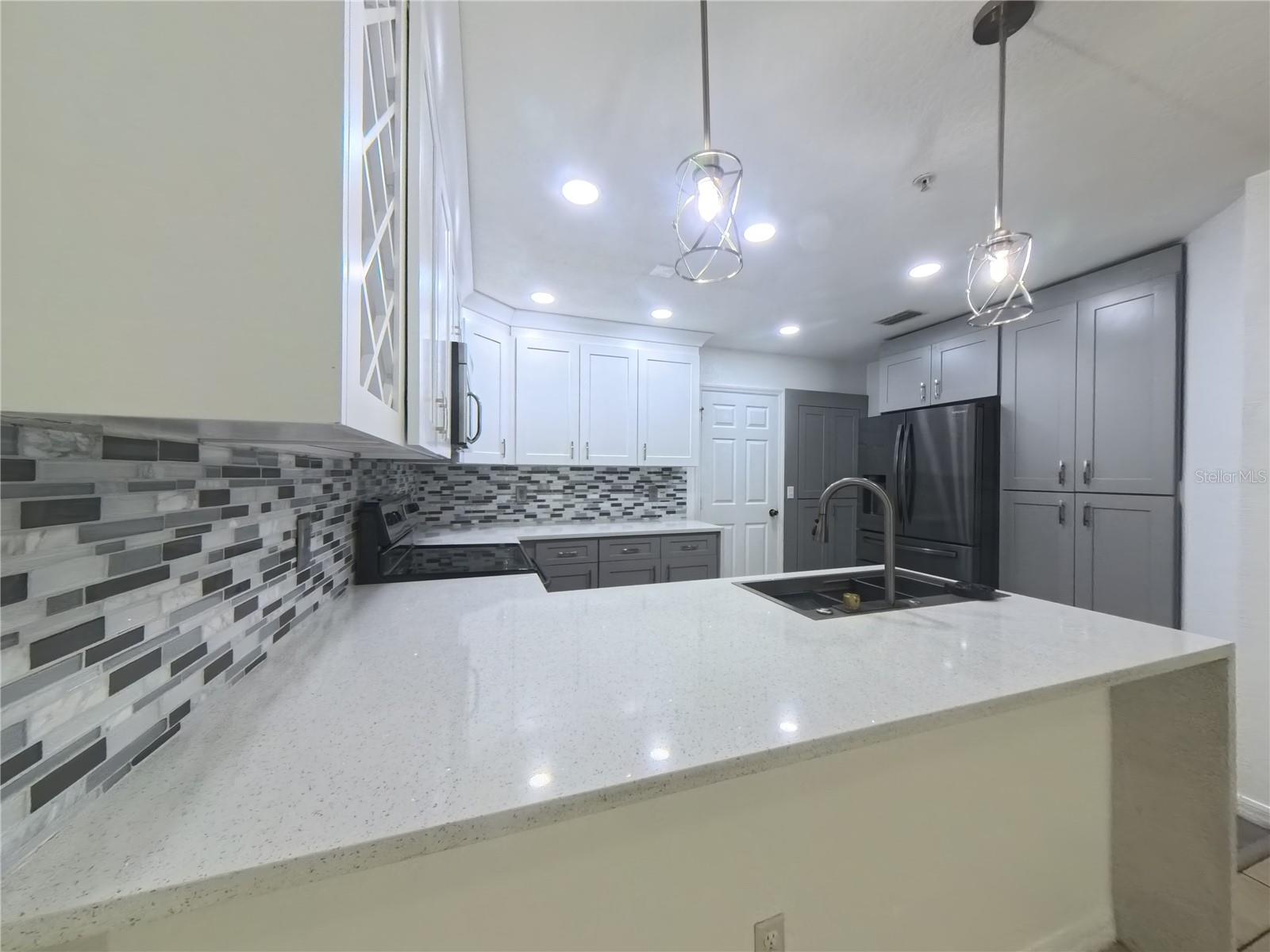 215 GLOWING PEACE LN #86, ORLANDO, FL — photo 6