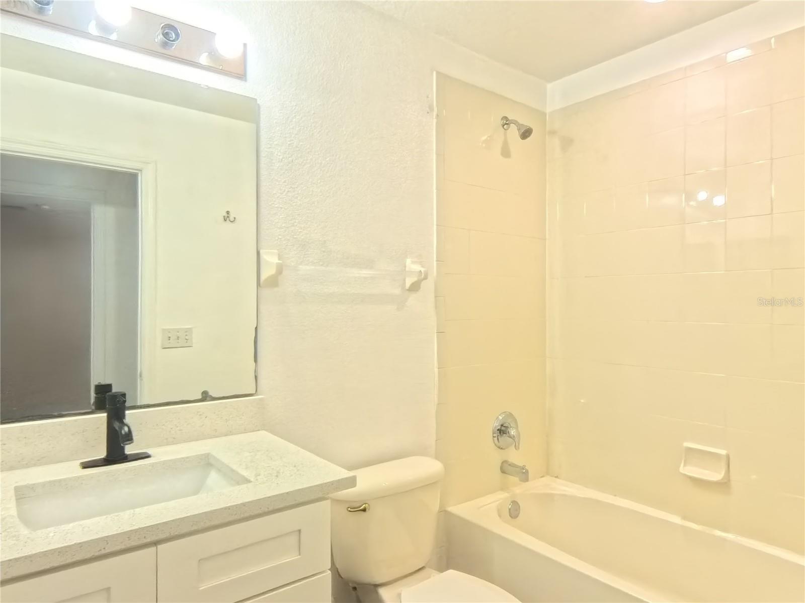 215 GLOWING PEACE LN #86, ORLANDO, FL — photo 17