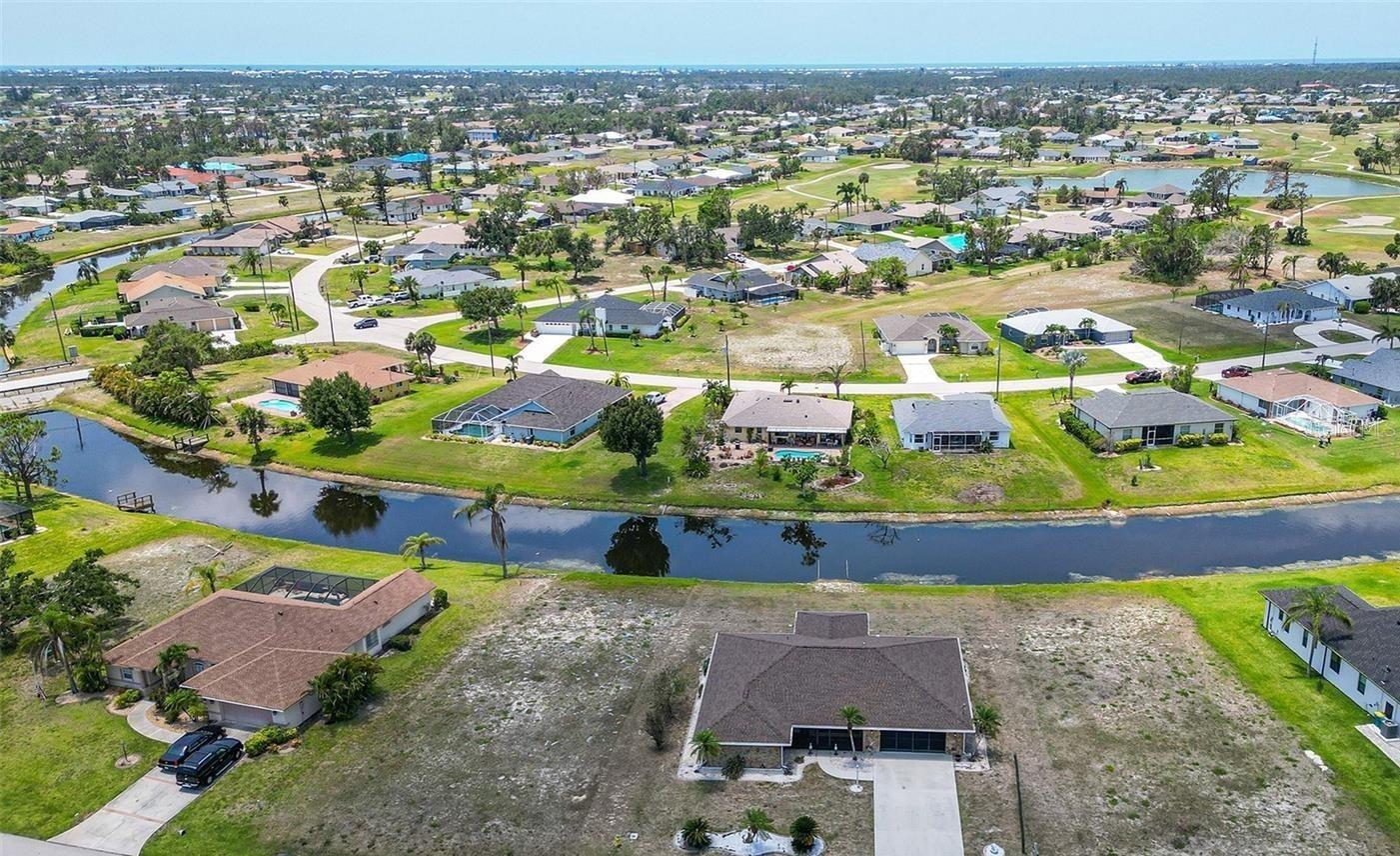 168 MARK TWAIN LN, ROTONDA WEST, FL — photo 4