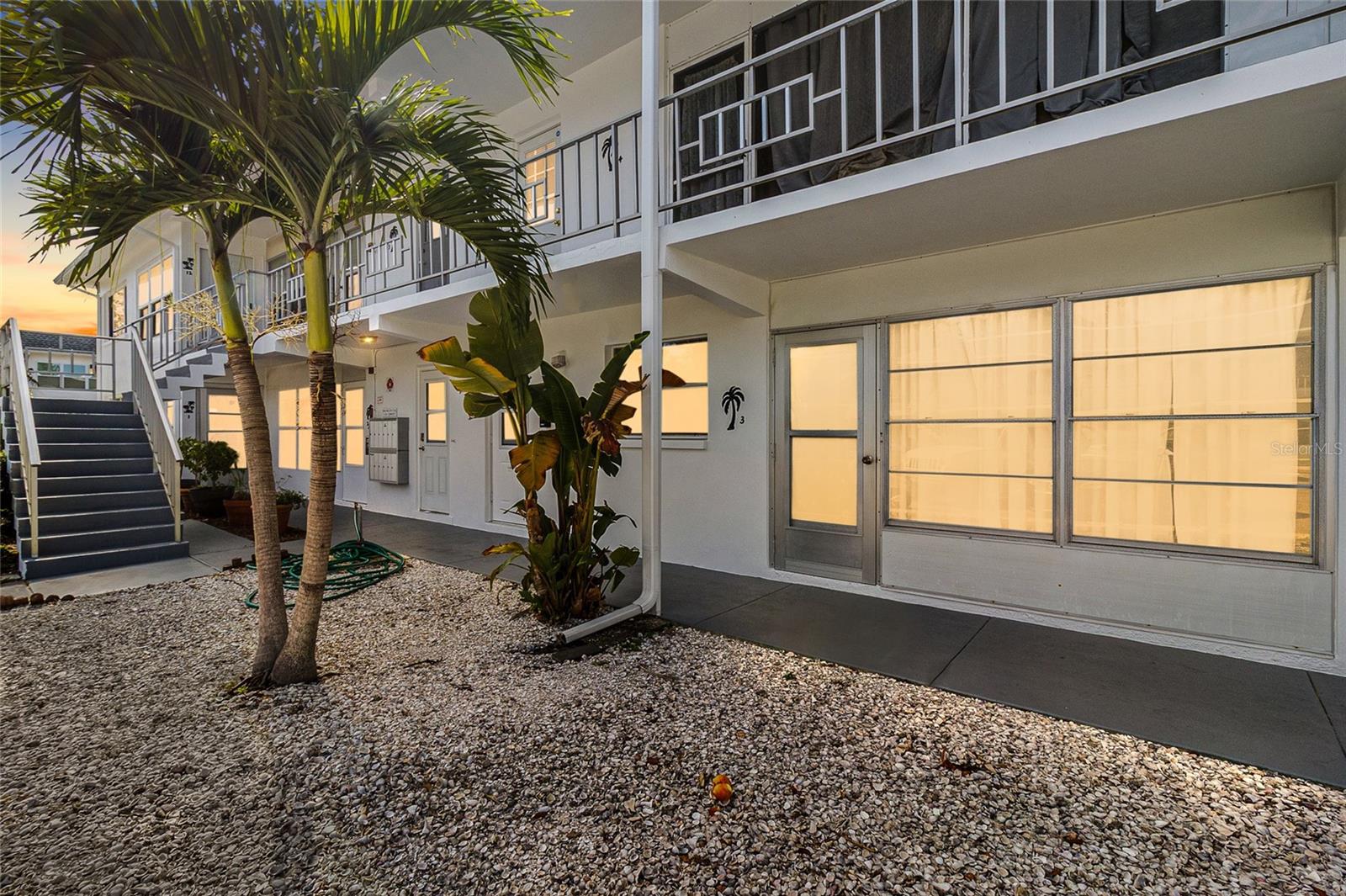1221 DREW ST #B3, CLEARWATER, FL