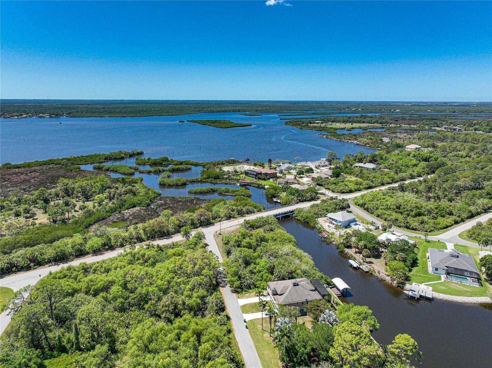 12412 EISENHOWER DR, PORT CHARLOTTE, FL — photo 35