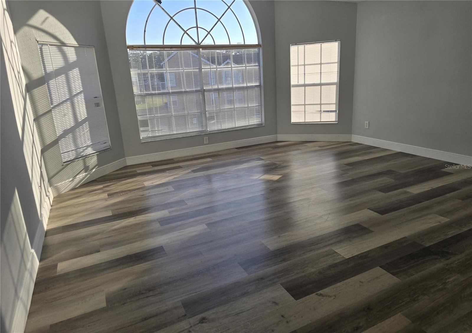 2494 SWEETWATER CLUB CIR #52, KISSIMMEE, FL — photo 3