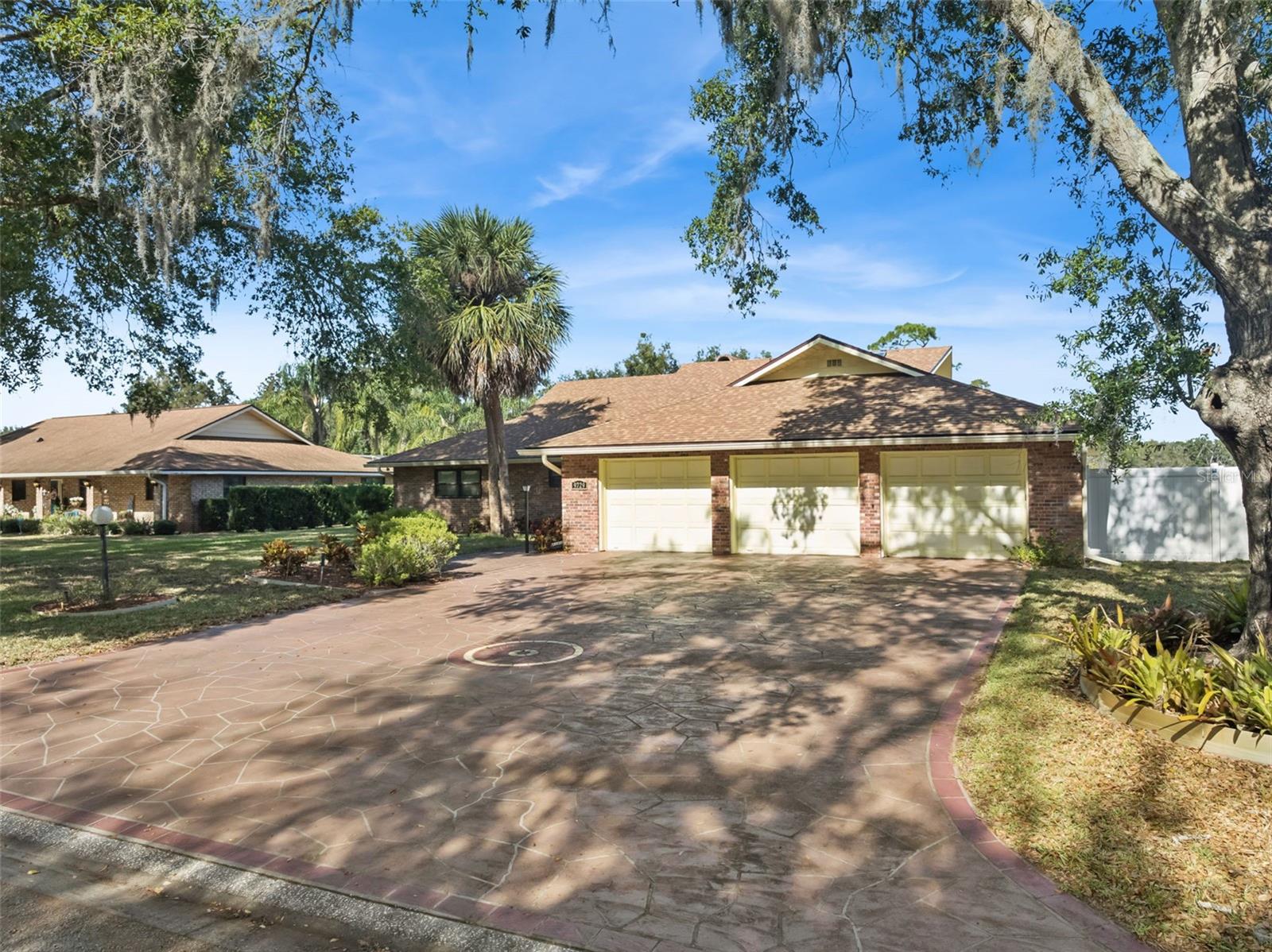 9729 WEDGEWOOD LN, LEESBURG, FL — photo 4