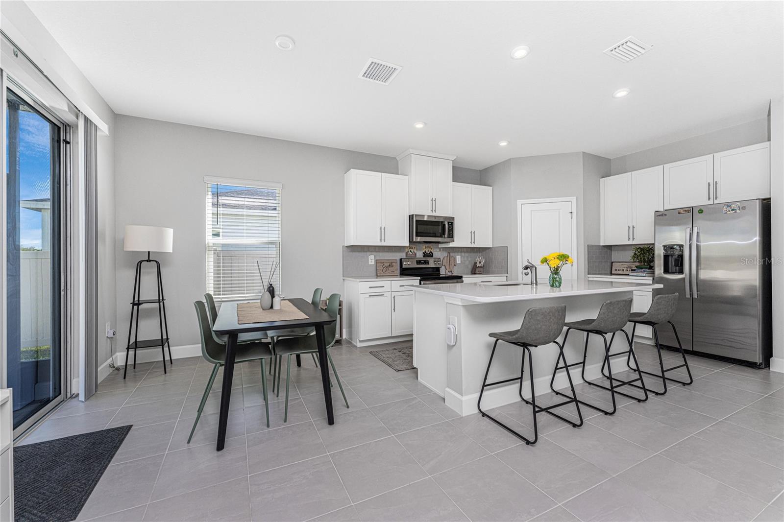 16185 S PORT HARBOR BLVD, PORT CHARLOTTE, FL — photo 16