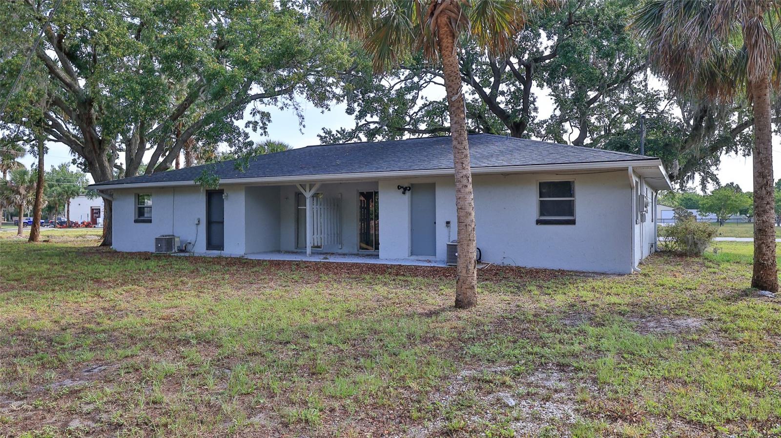 1802 N FERN PALM DR, EDGEWATER, FL — photo 3