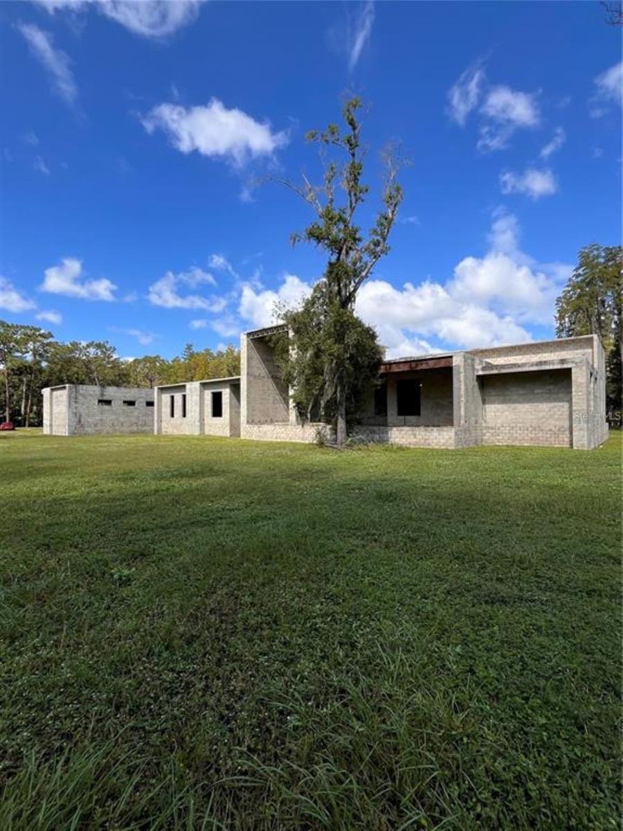 1029 VAN DYKE RD, LUTZ, FL — photo 2
