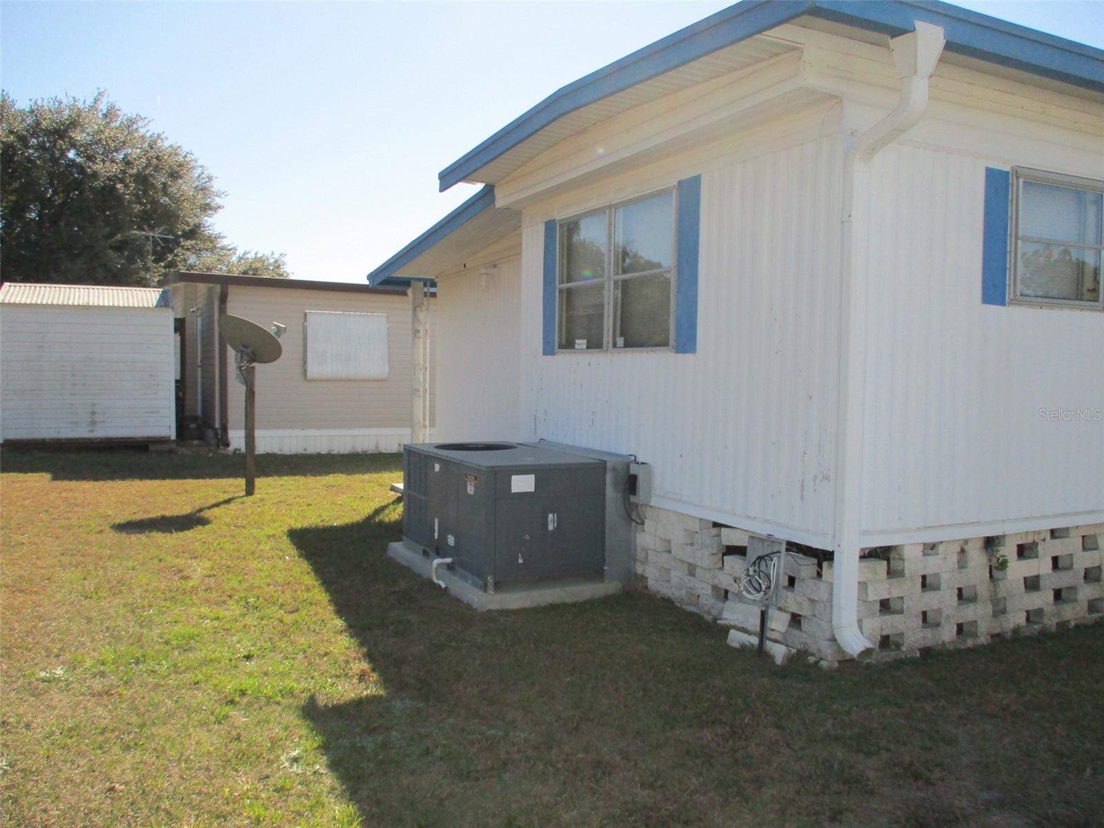 3718 CASTLE DR, ZEPHYRHILLS, FL — photo 5