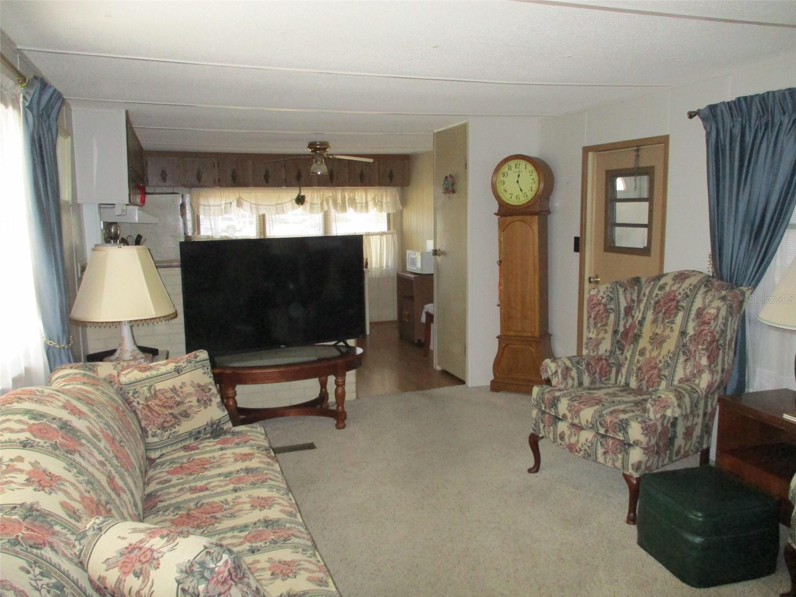 3718 CASTLE DR, ZEPHYRHILLS, FL — photo 12