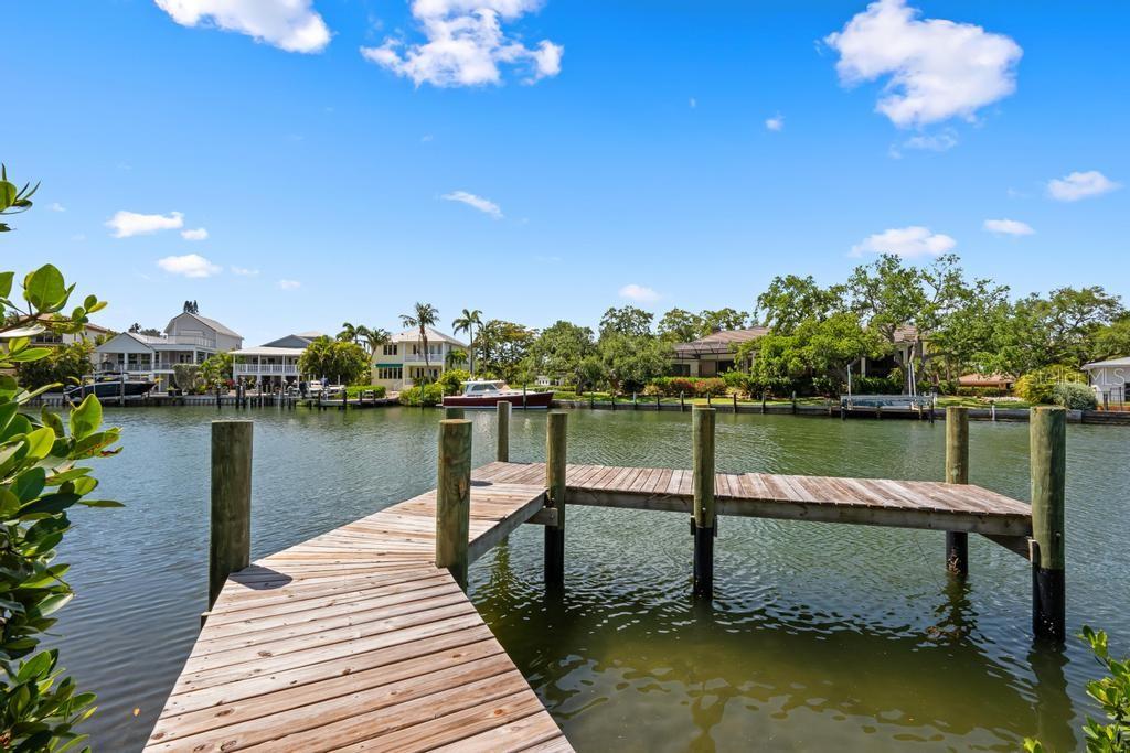527 VENICE LN, SARASOTA, FL — photo 98