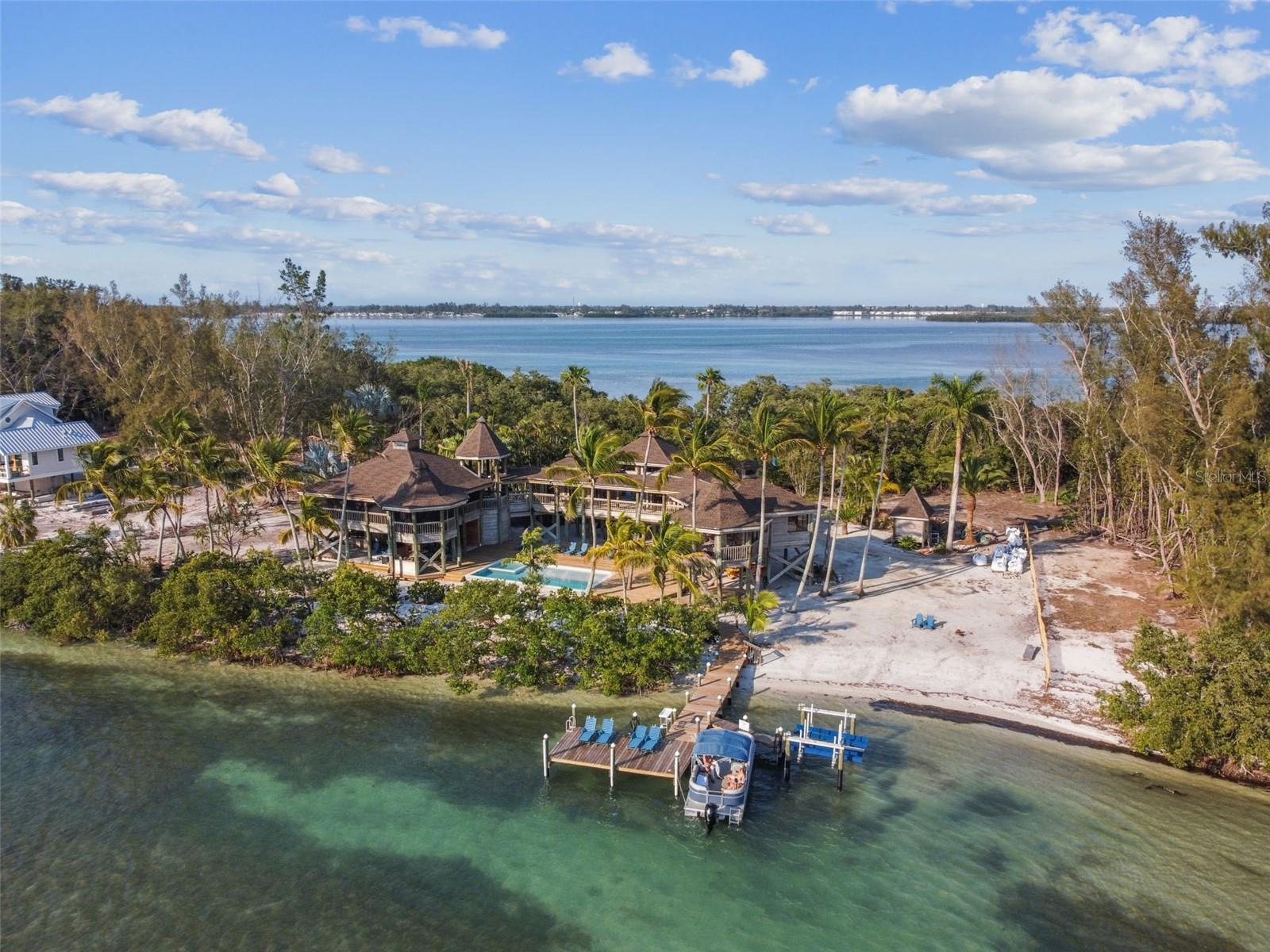 7147 LA LENAIRE DR, LONGBOAT KEY, FL