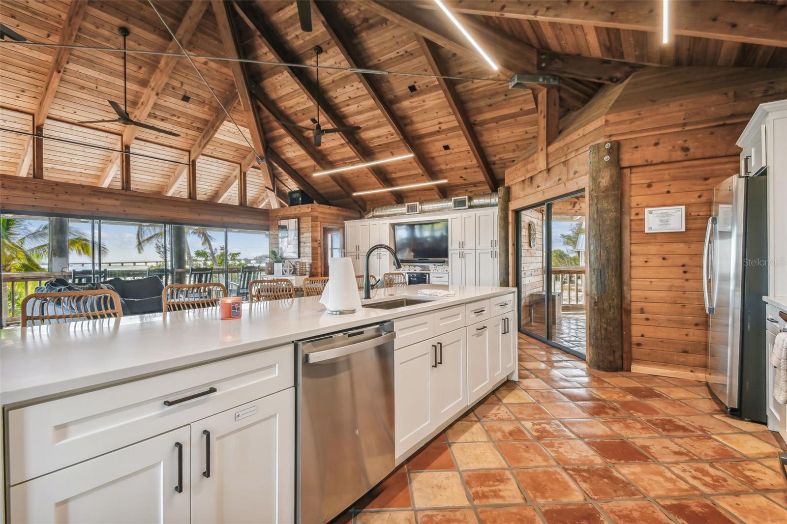 7147 LA LENAIRE DR, LONGBOAT KEY, FL — photo 15