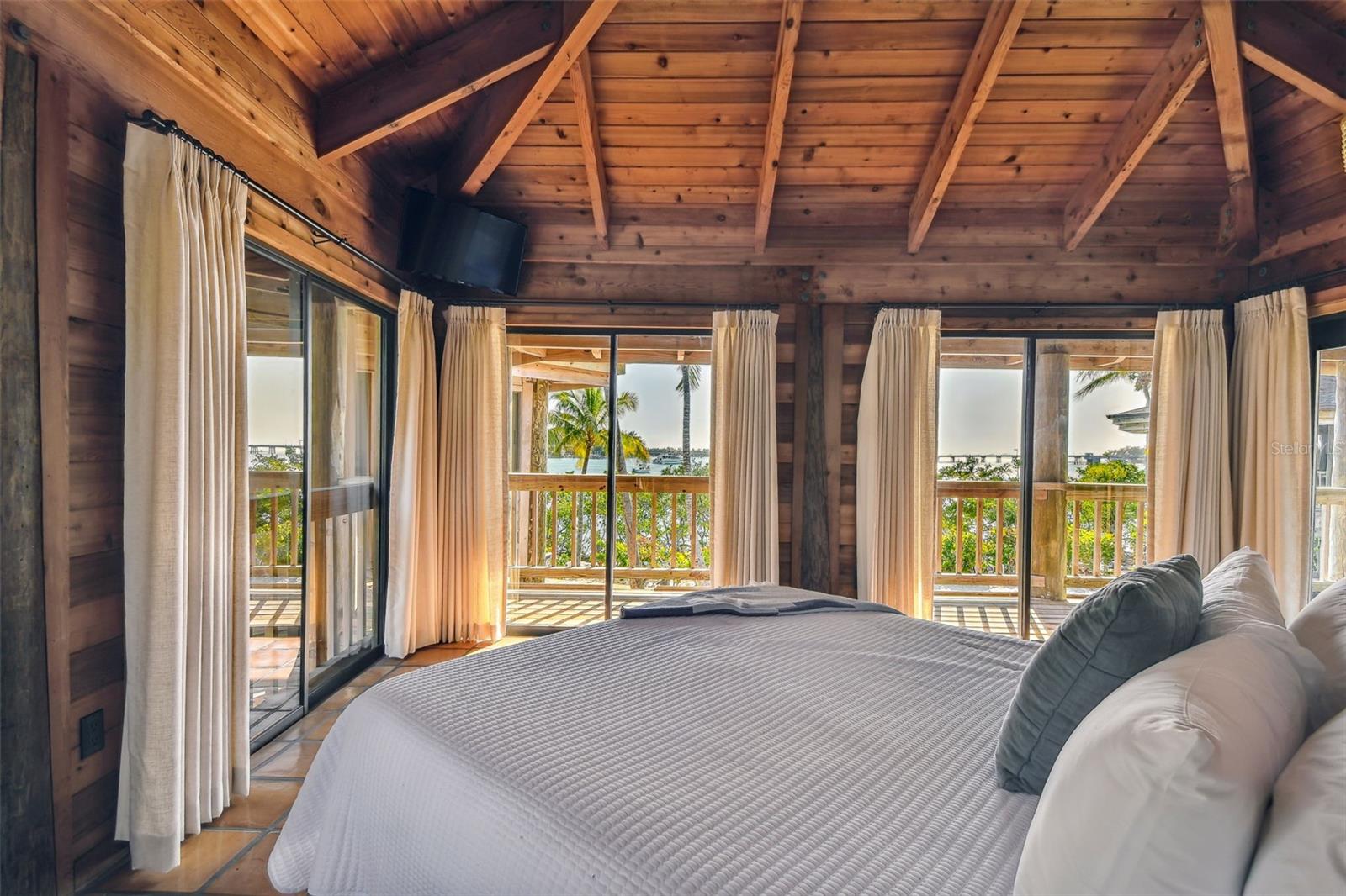 7147 LA LENAIRE DR, LONGBOAT KEY, FL — photo 50
