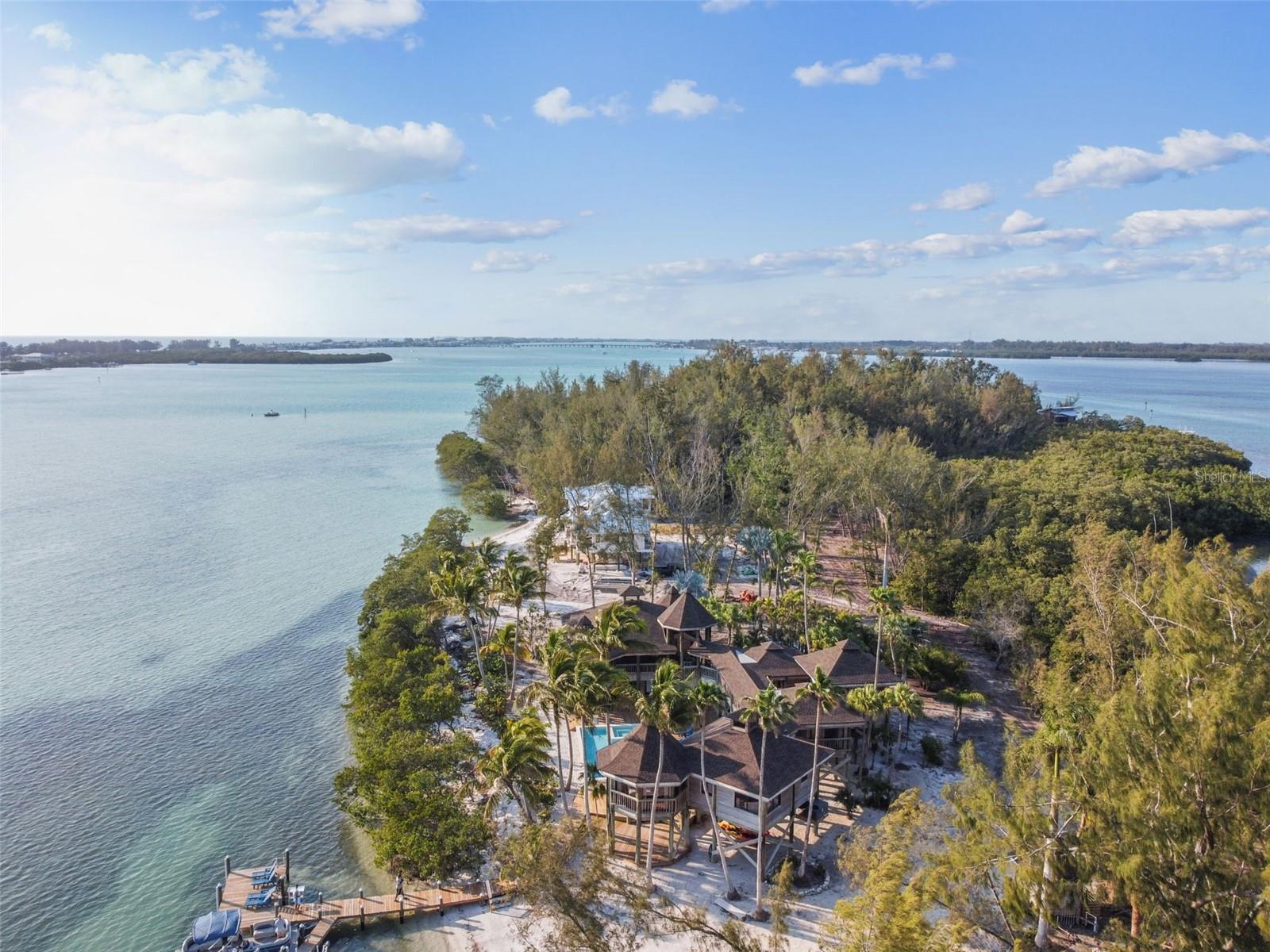 7147 LA LENAIRE DR, LONGBOAT KEY, FL — photo 100
