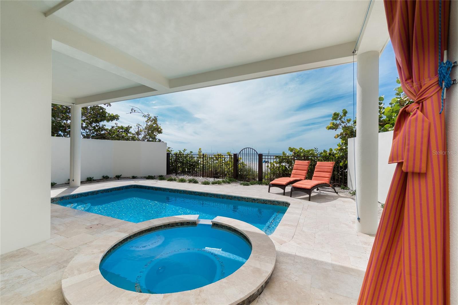 2302 GULF DR N, BRADENTON BEACH, FL — photo 10