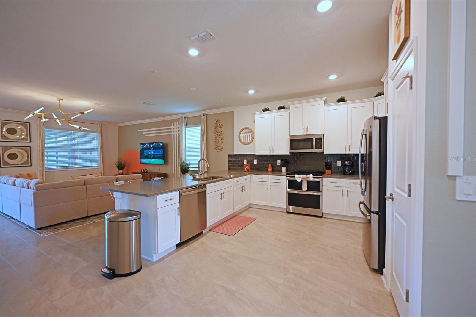 4221 PARAGRAPH DR, KISSIMMEE, FL — photo 4