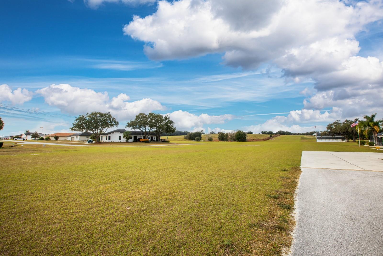 17520 SE 159TH TER, WEIRSDALE, FL — photo 18