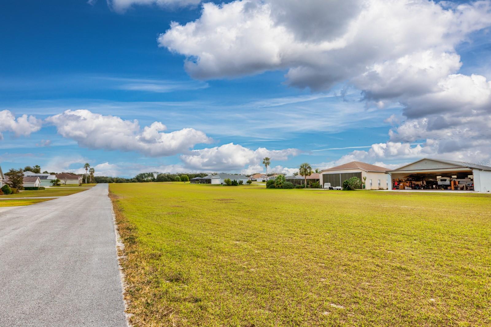 17520 SE 159TH TER, WEIRSDALE, FL — photo 19
