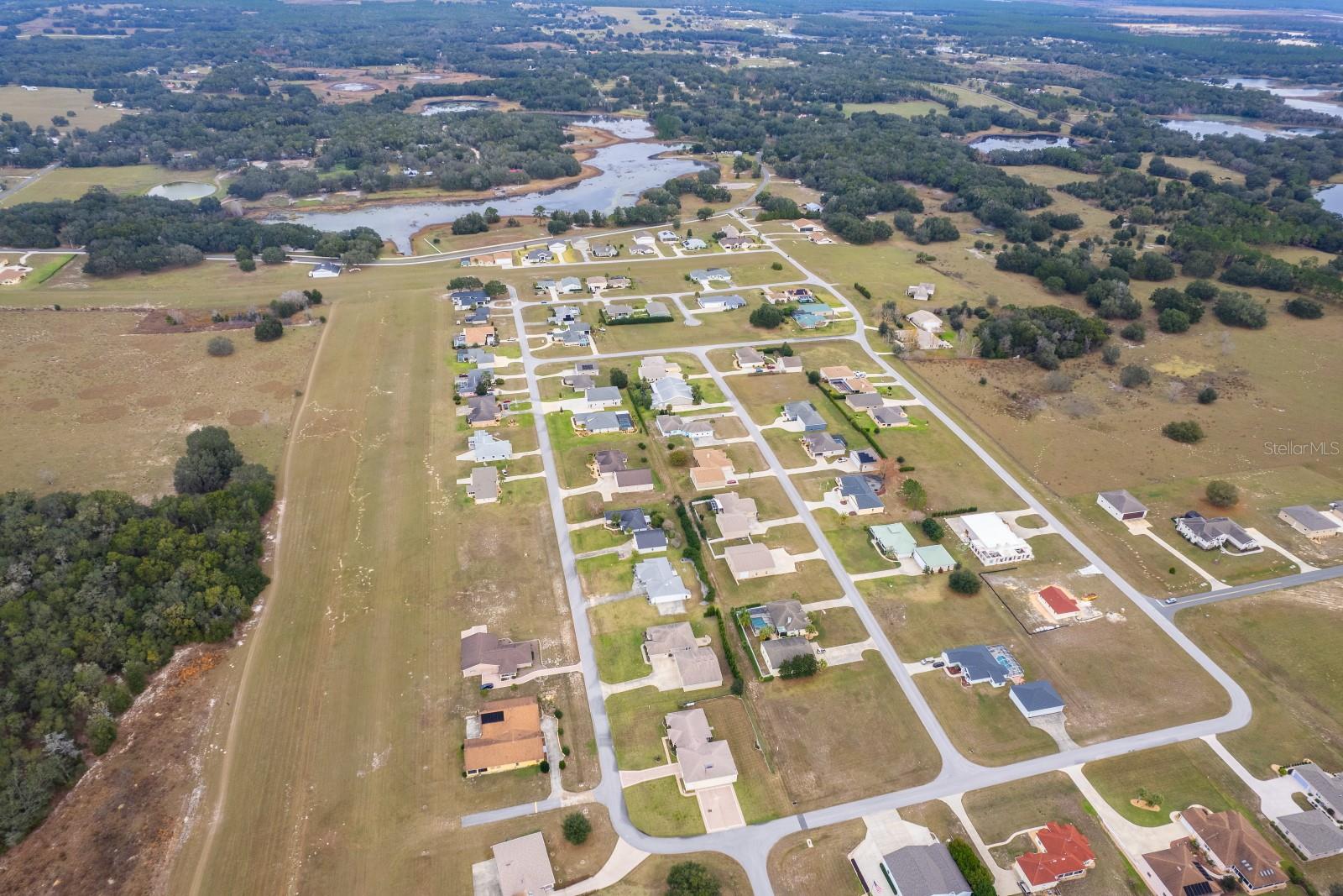 17520 SE 159TH TER, WEIRSDALE, FL — photo 4