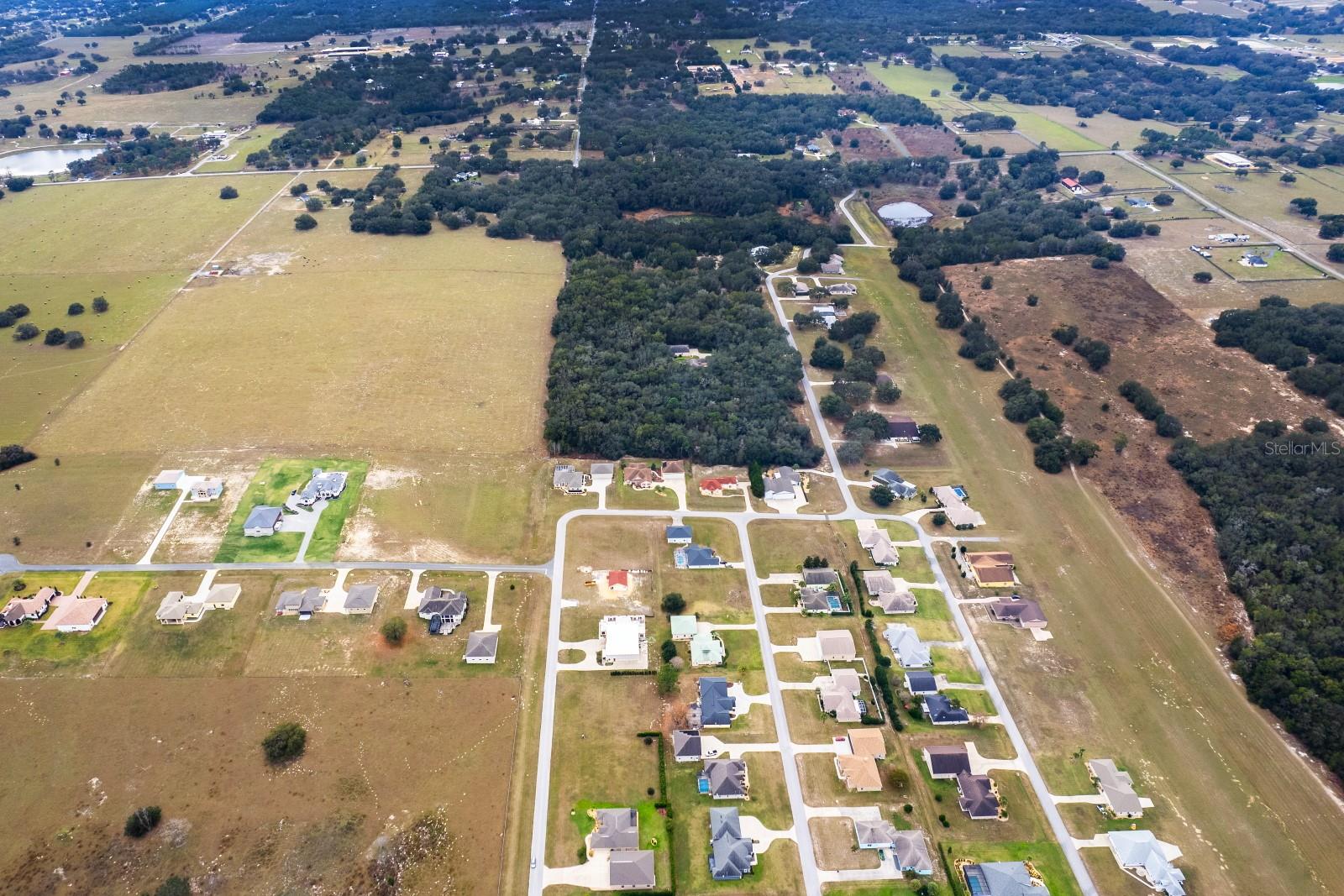 17520 SE 159TH TER, WEIRSDALE, FL — photo 39