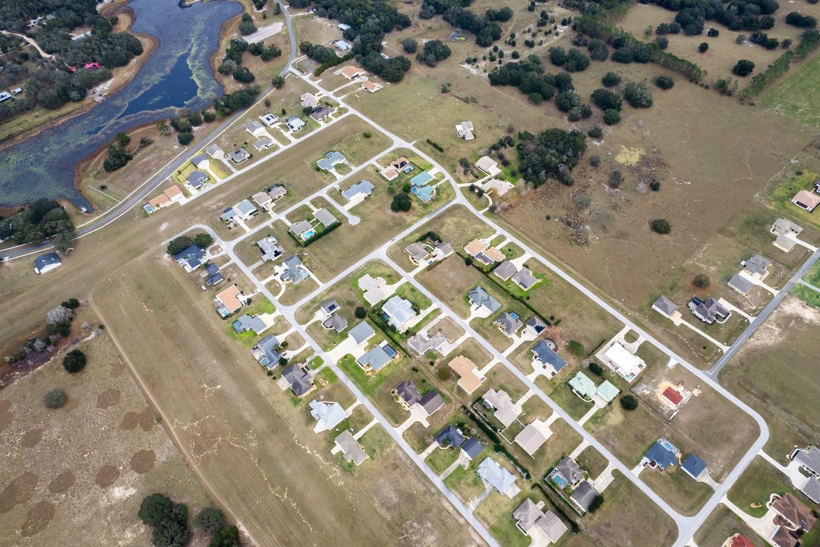 17520 SE 159TH TER, WEIRSDALE, FL — photo 46