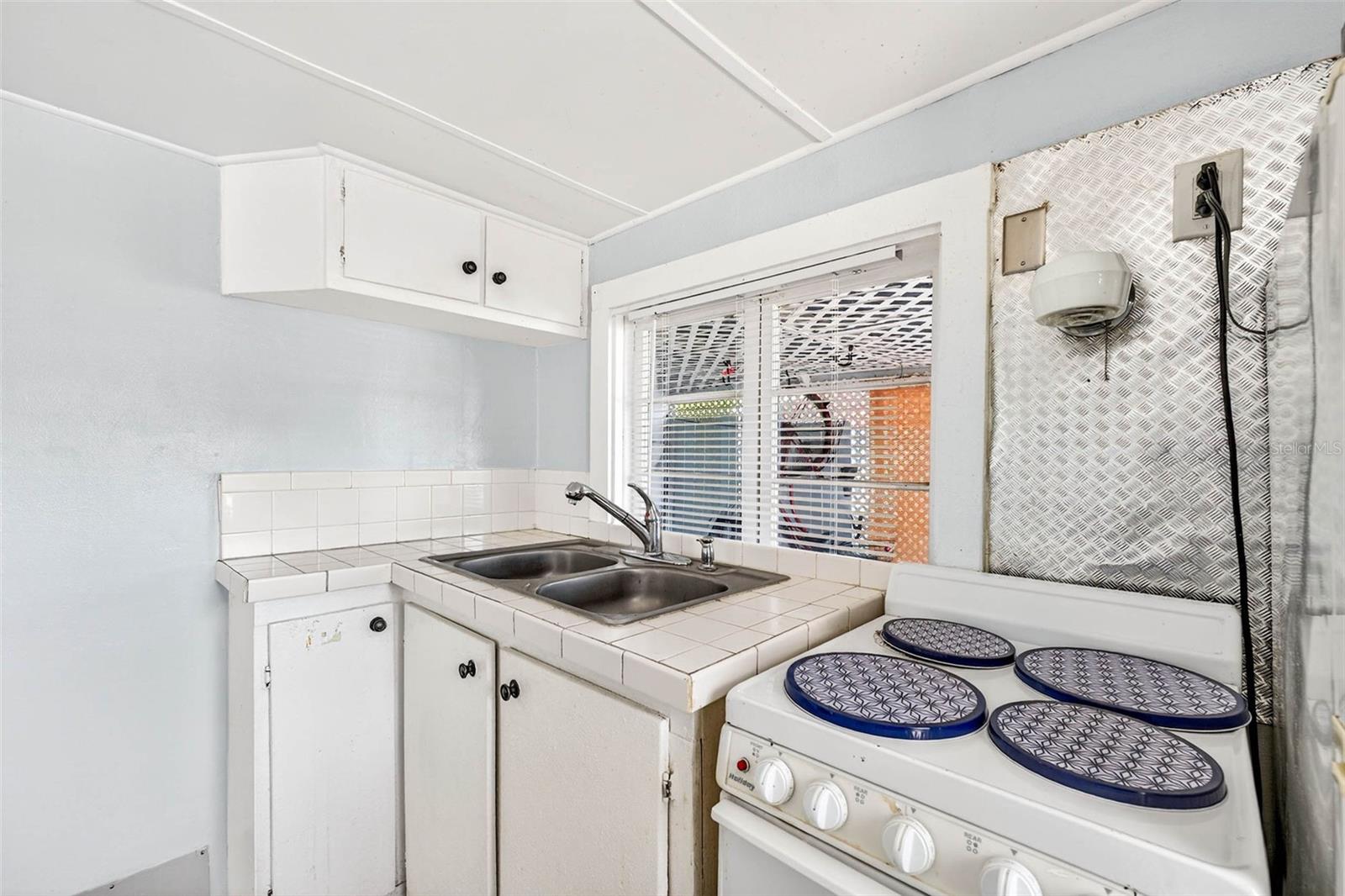 4496 STAR ST N, ST PETERSBURG, FL — photo 10
