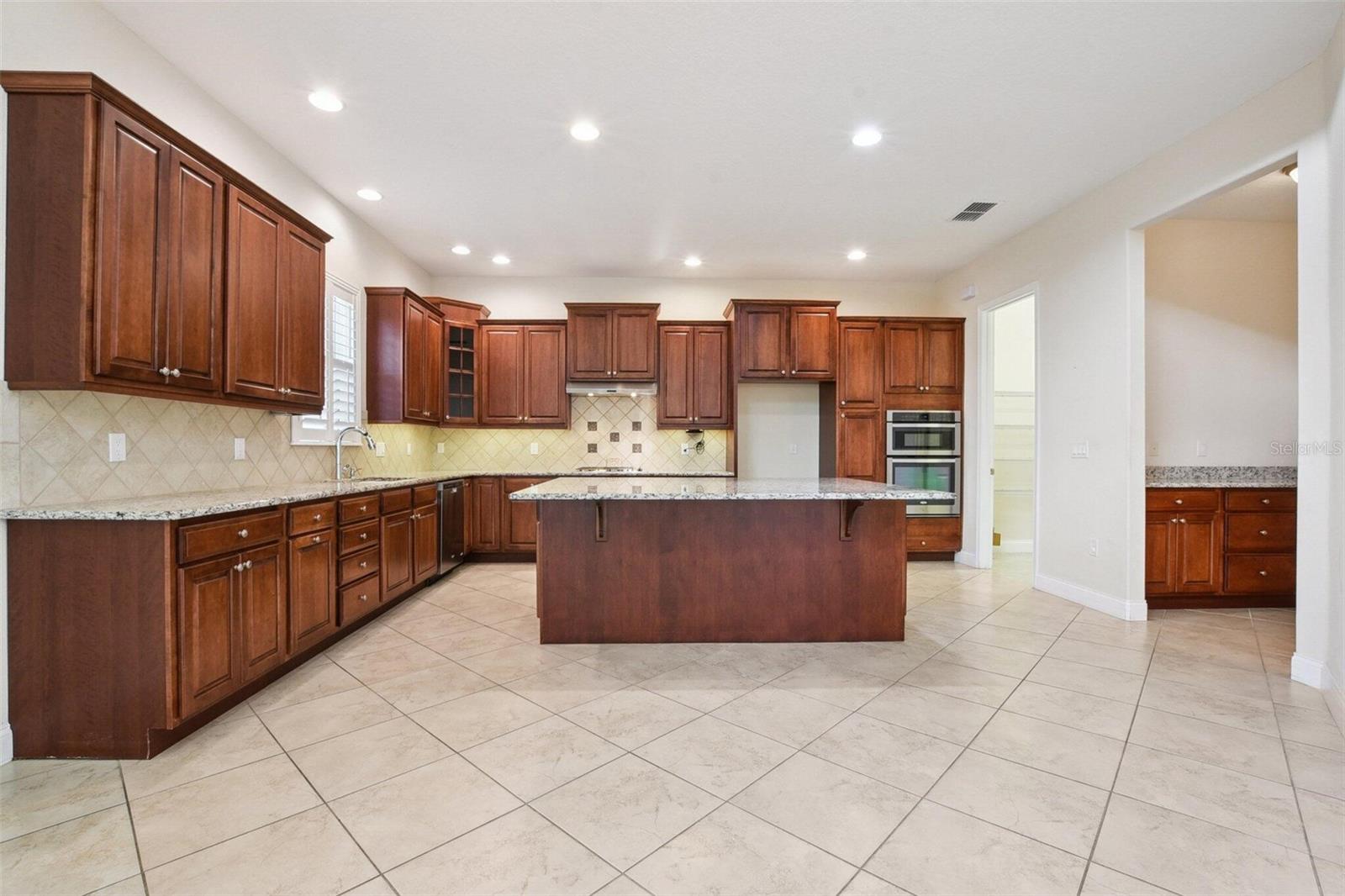 18229 BELLEZZA DR, ORLANDO, FL — photo 4