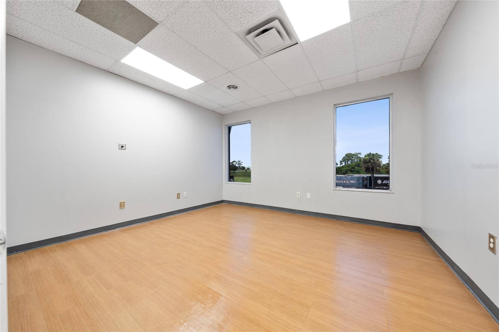 7200 LAKE ELLENOR DR #130, ORLANDO, FL — photo 10