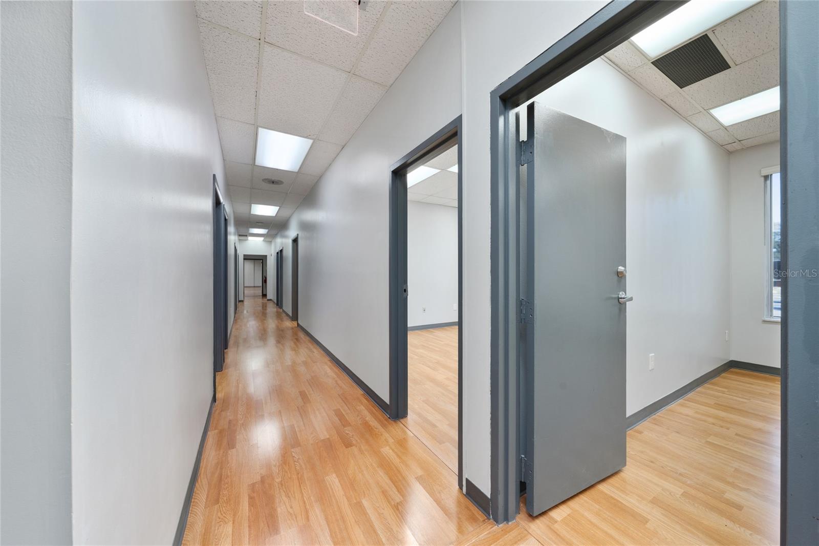 7200 LAKE ELLENOR DR #130, ORLANDO, FL — photo 20