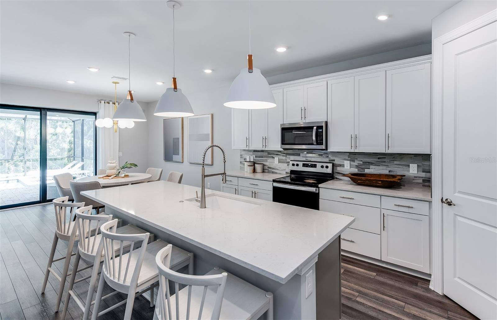 7437 SUMMER CT, SARASOTA, FL — photo 12