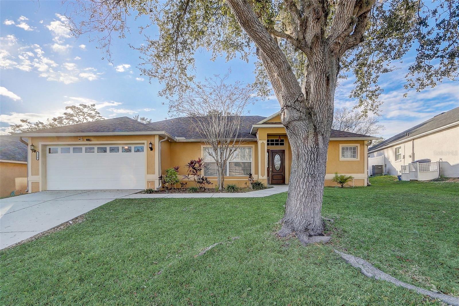 129 COMPASS ROSE DR BRK, GROVELAND, FL — photo 2