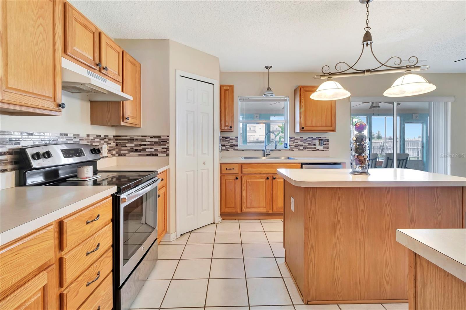 16012 LANESBORO CT, CLERMONT, FL — photo 27