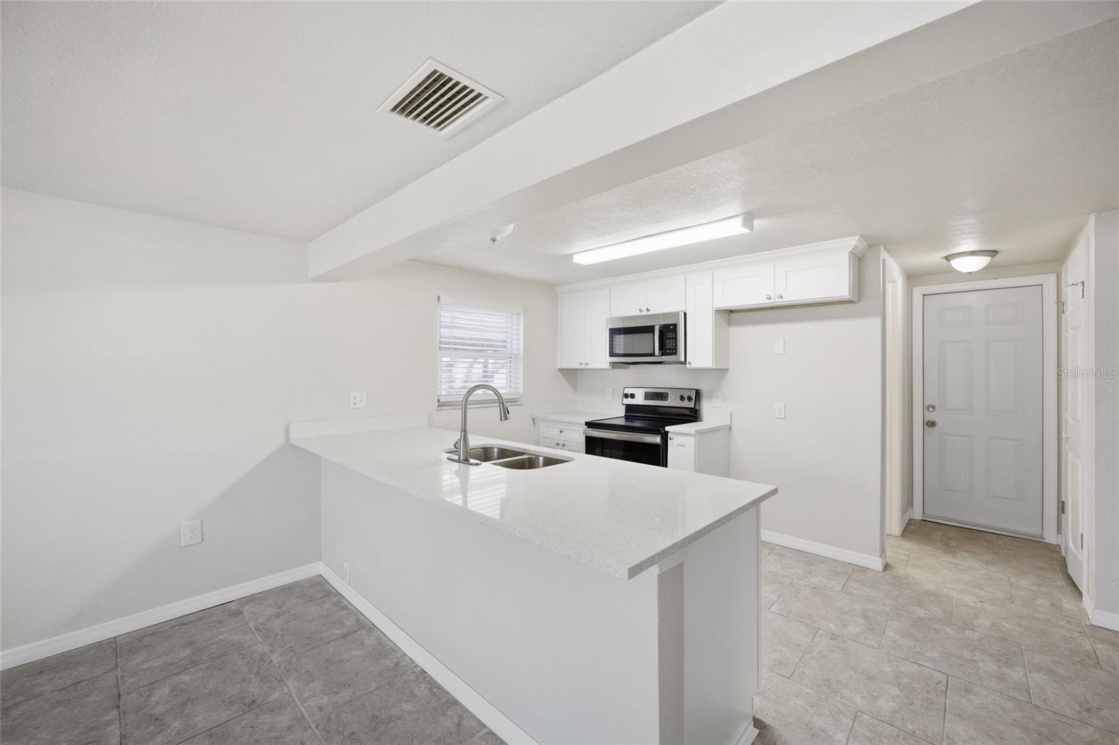 7417 MAKO DR, HUDSON, FL — photo 9