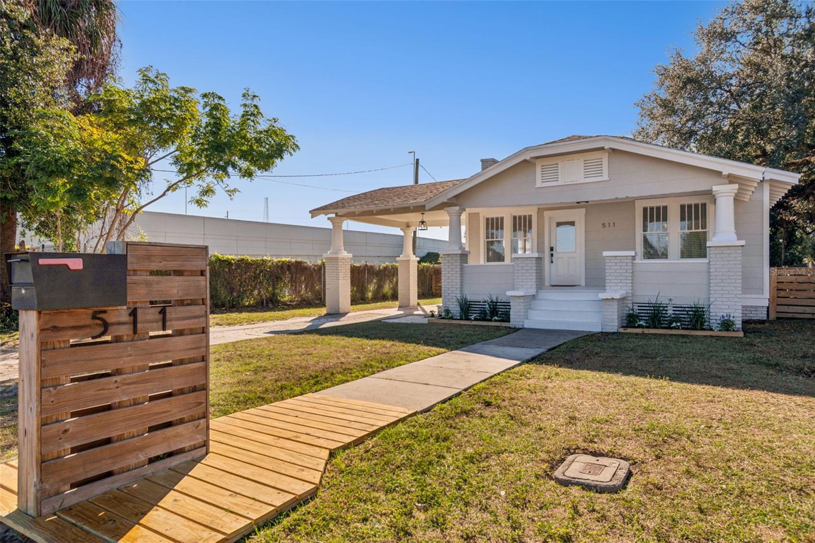 511 E STRATFORD AVE, TAMPA, FL — photo 44