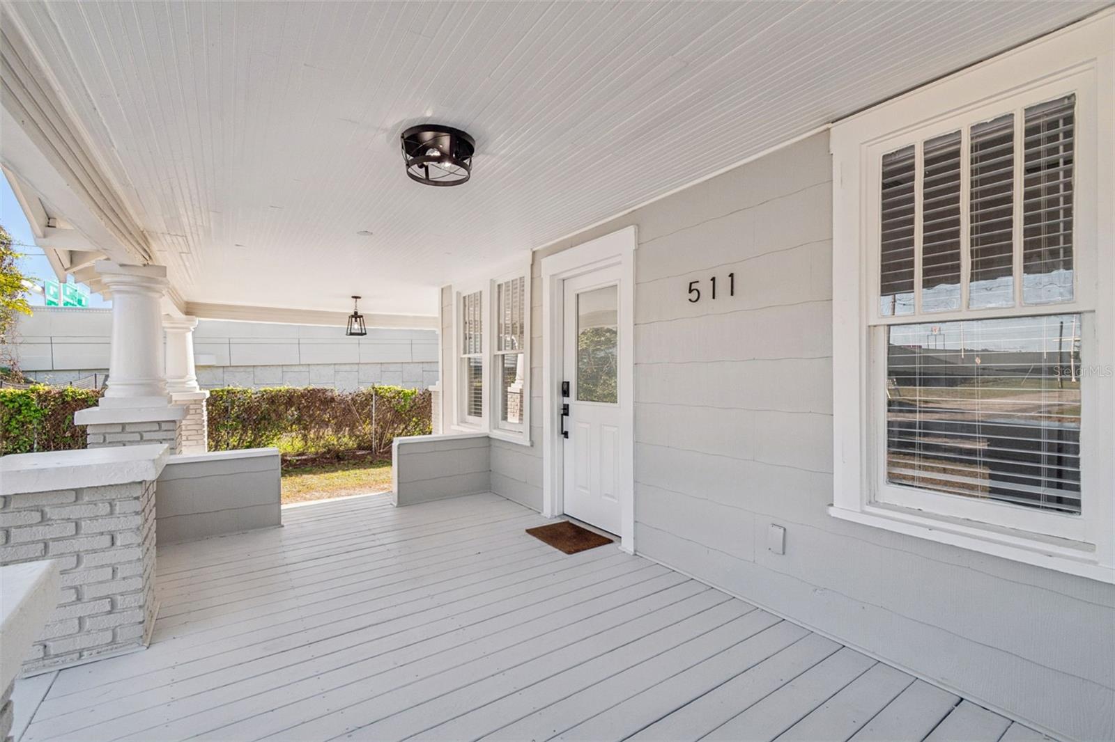 511 E STRATFORD AVE, TAMPA, FL — photo 2