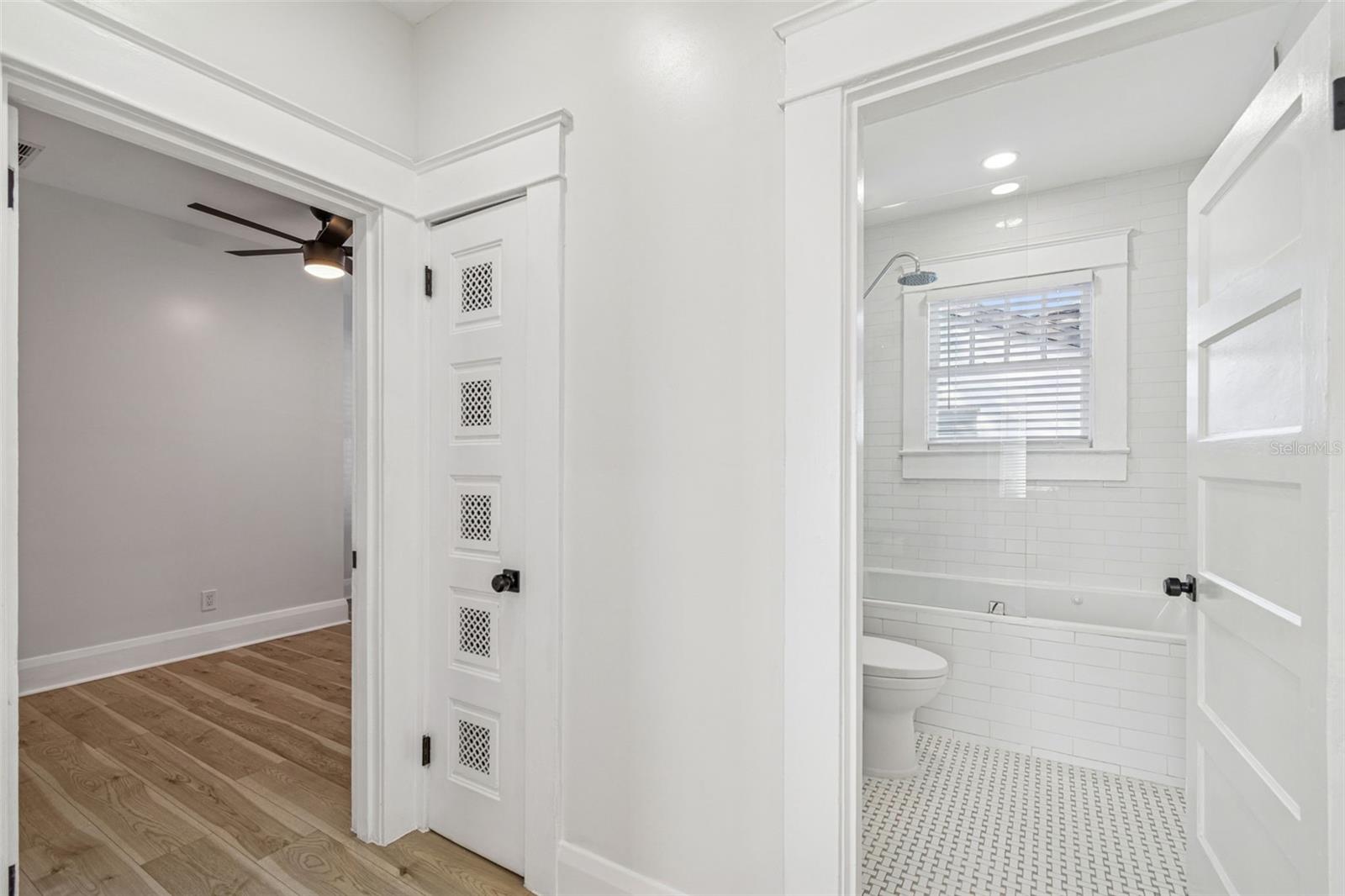 511 E STRATFORD AVE, TAMPA, FL — photo 24