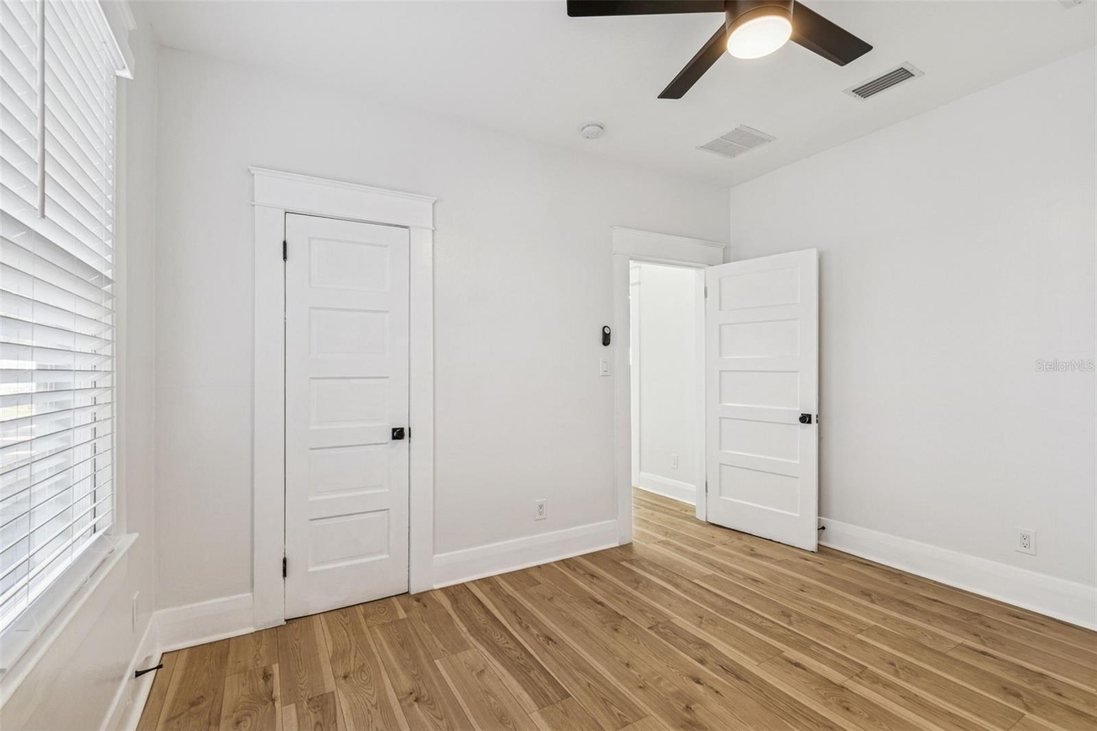 511 E STRATFORD AVE, TAMPA, FL — photo 30