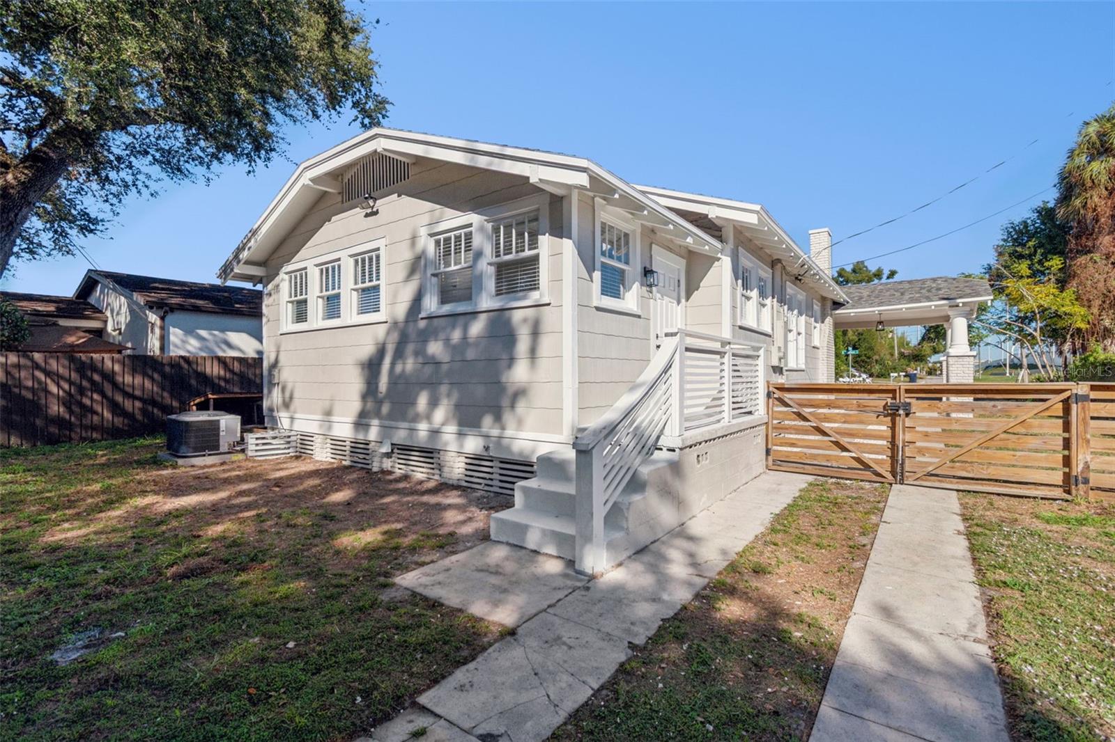 511 E STRATFORD AVE, TAMPA, FL — photo 35