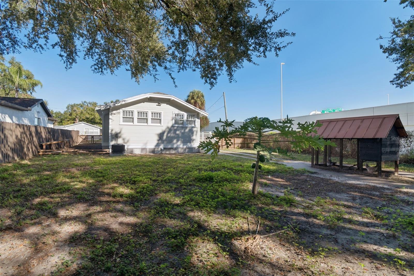 511 E STRATFORD AVE, TAMPA, FL — photo 39